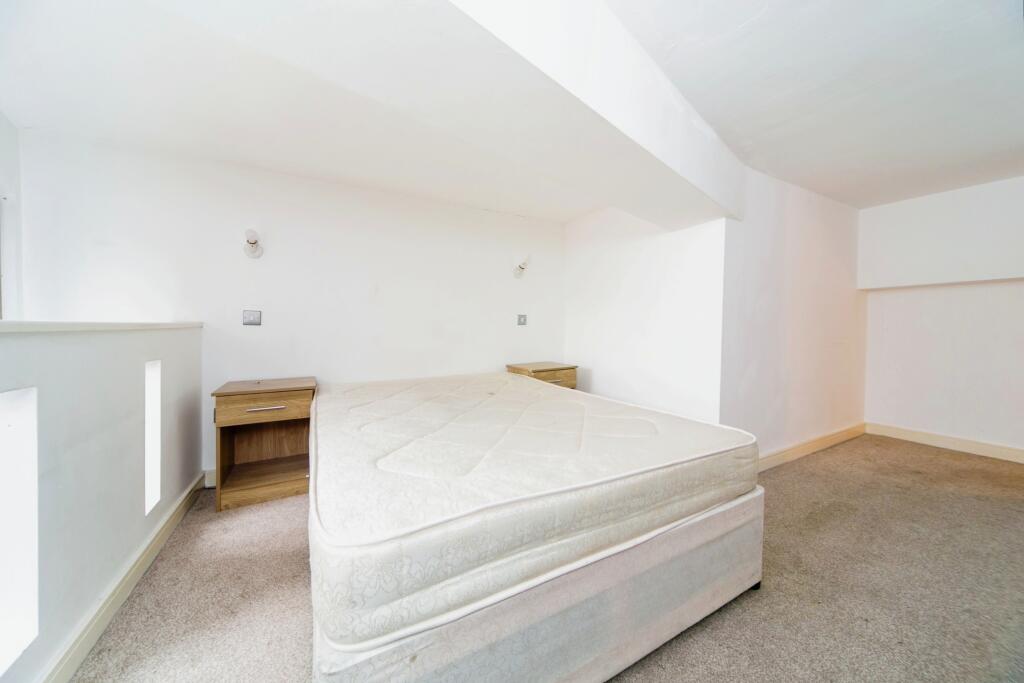 2 bed Apartment