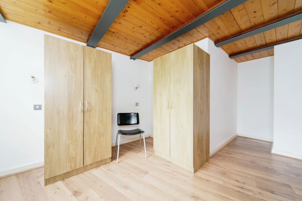 2 bed Apartment