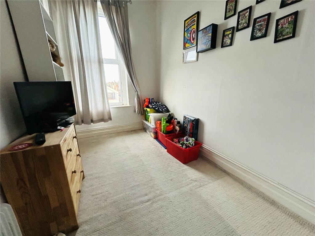 5 bed Terraced