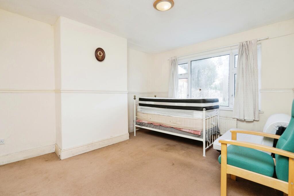 3 bed Semi-Detached