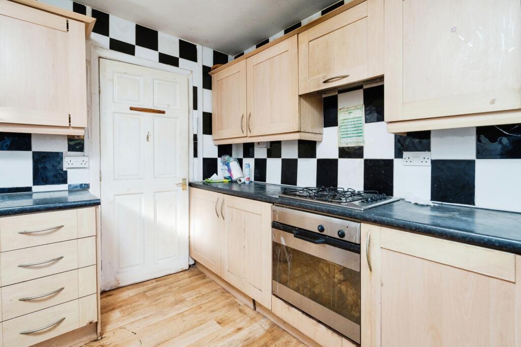 3 bed Semi-Detached