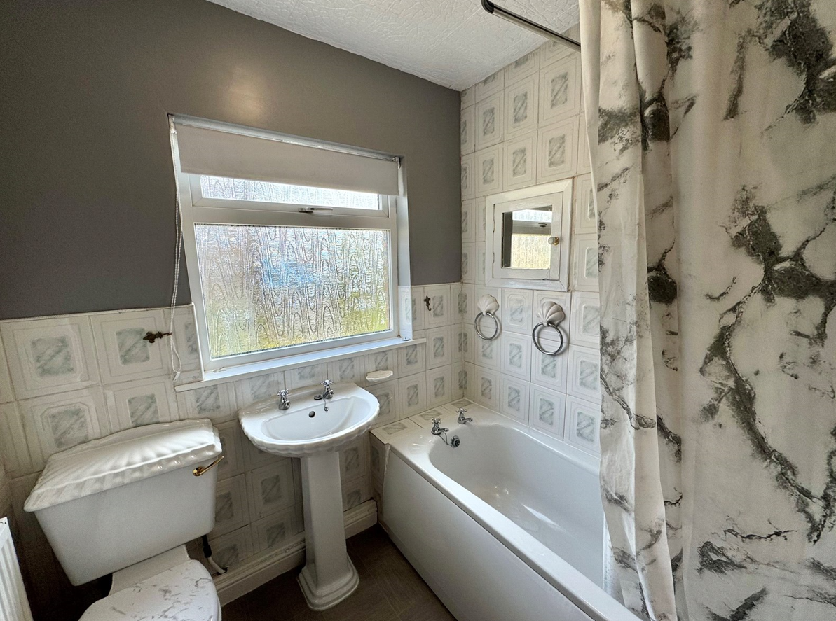 3 bed Semi-Detached