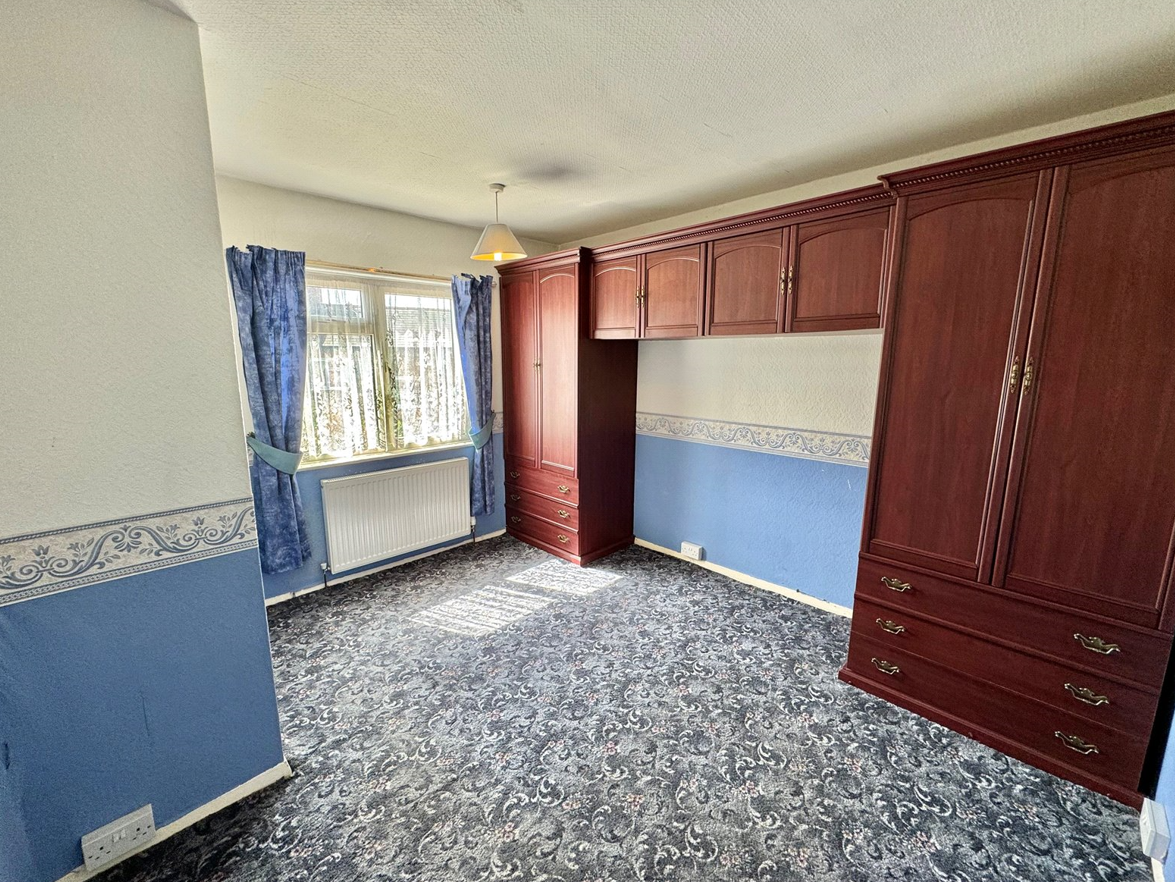 3 bed Semi-Detached