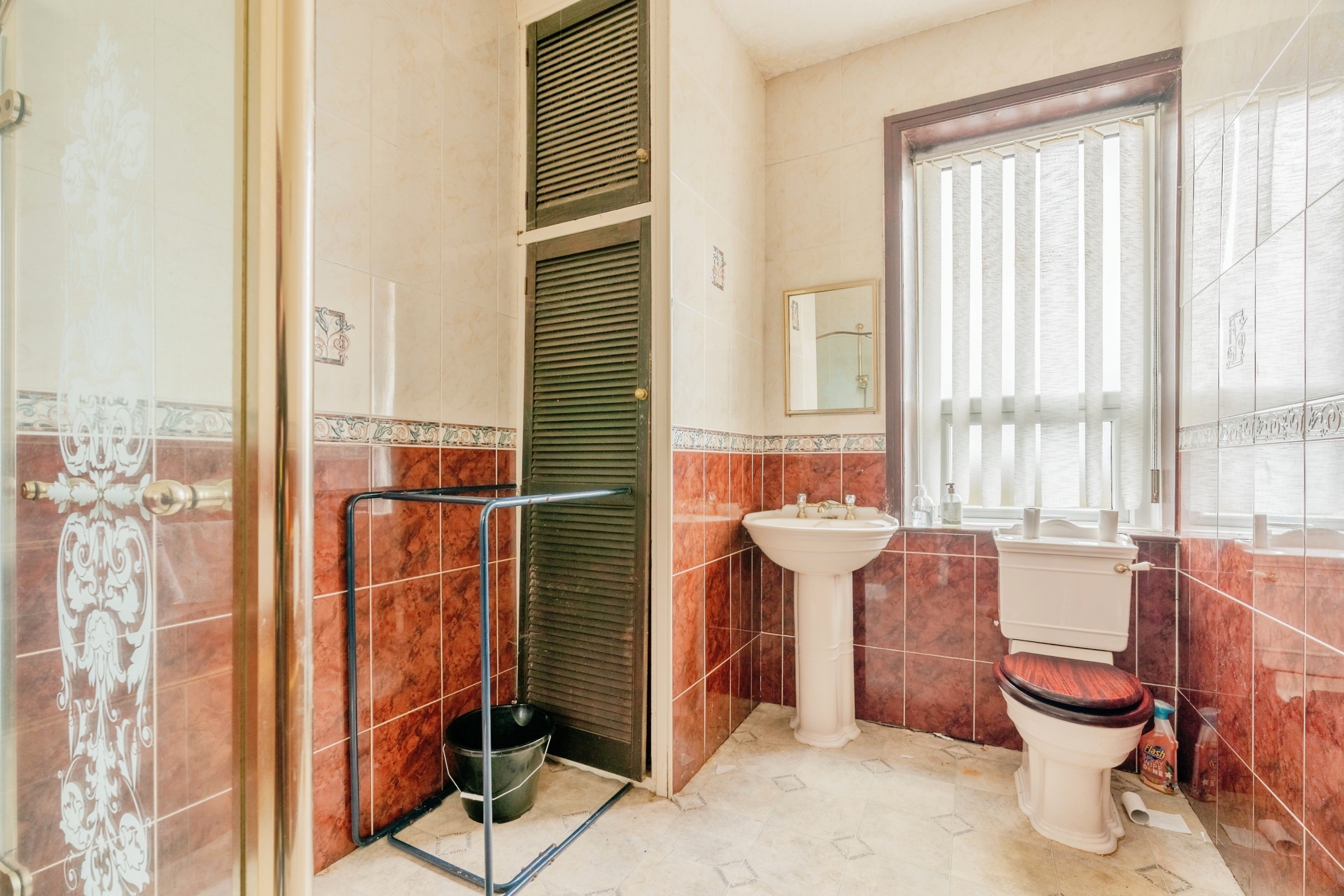 2 bed House