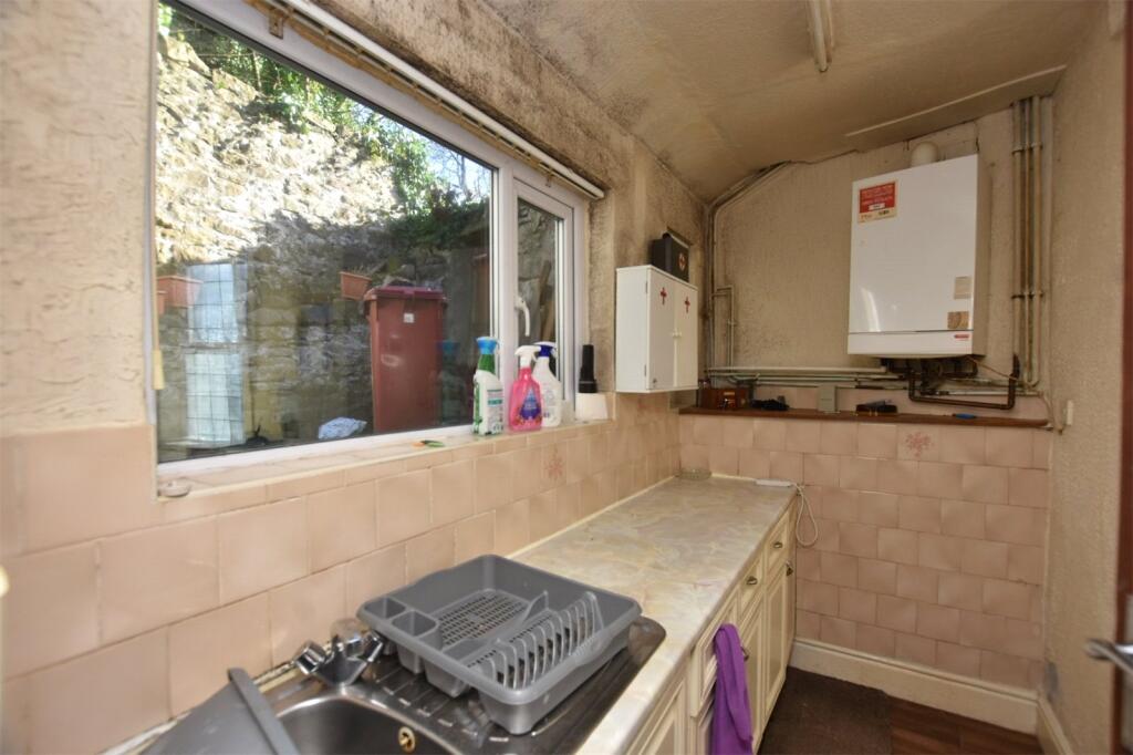 2 bed End of Terrace