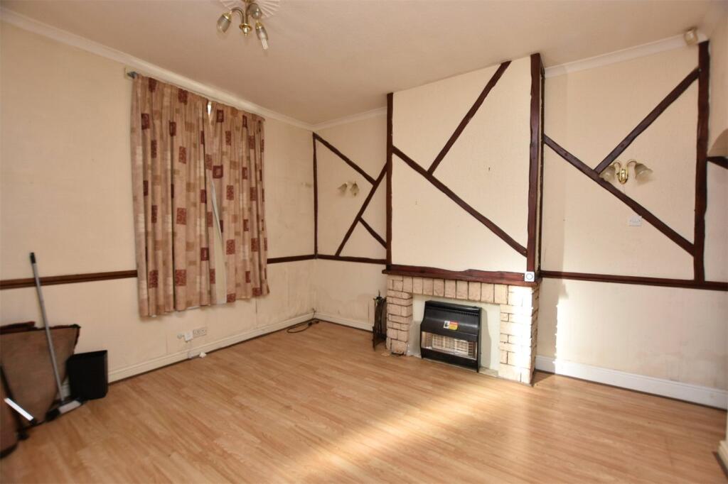 2 bed End of Terrace