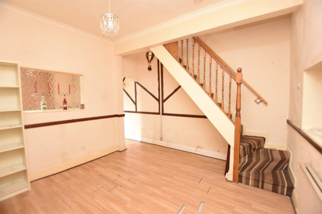 2 bed End of Terrace