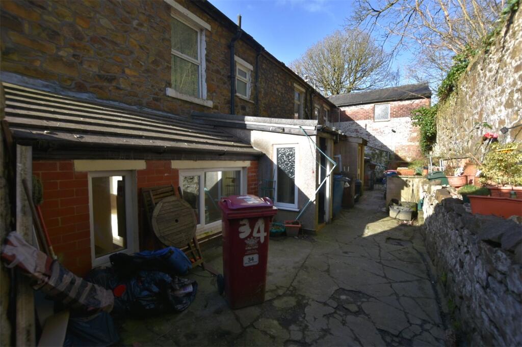 2 bed End of Terrace
