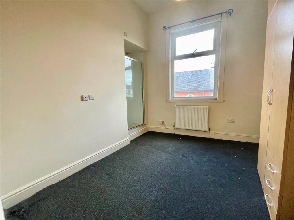 2 bed Apartment