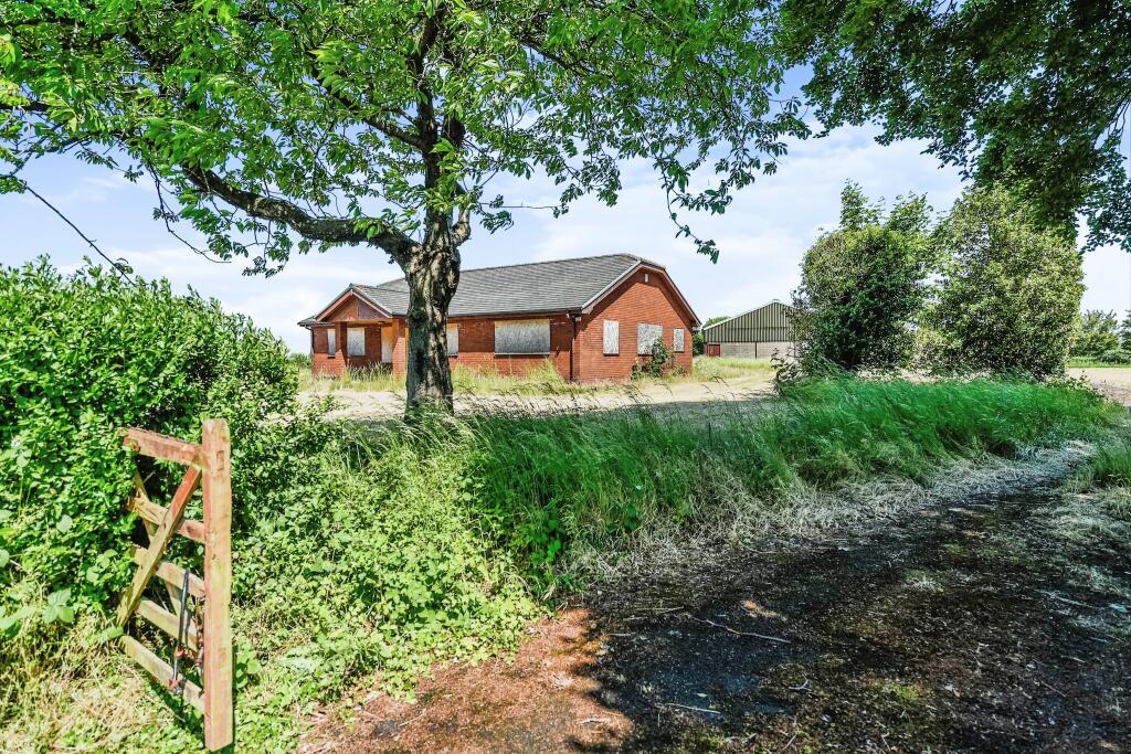 4 bed House & Land