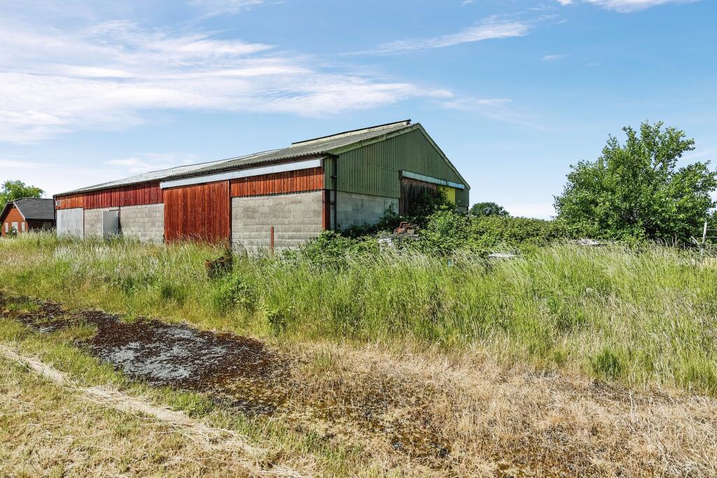 4 bed House & Land