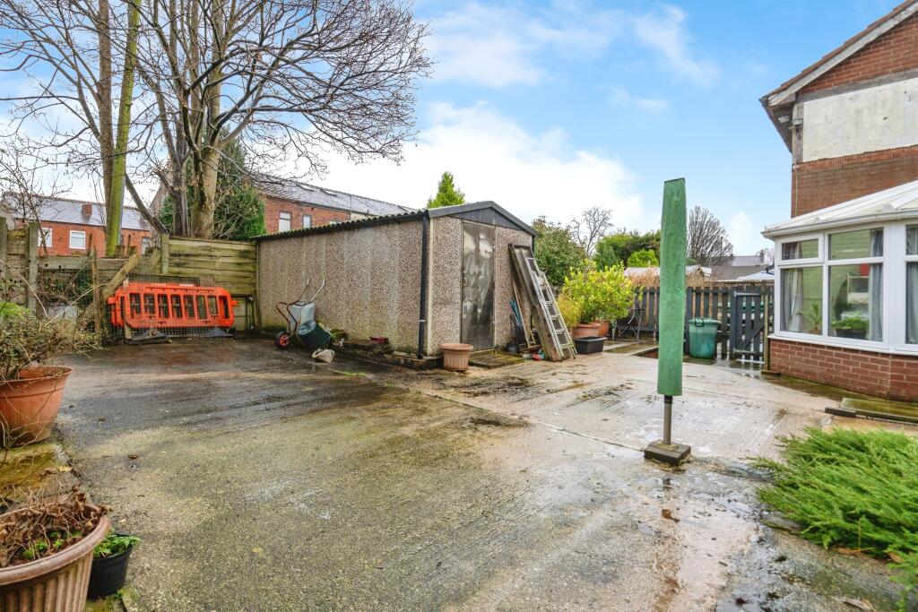 2 bed Semi-Detached