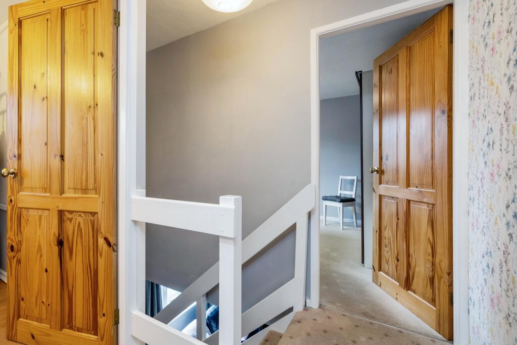 2 bed Semi-Detached