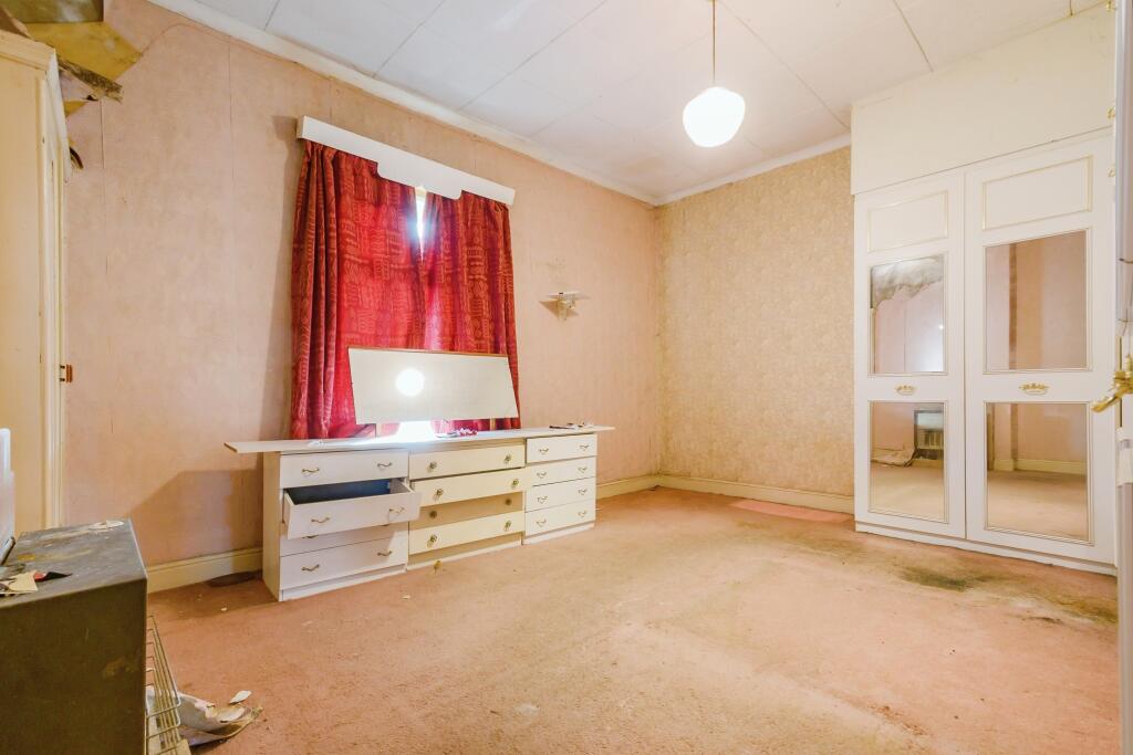 2 bed End of Terrace