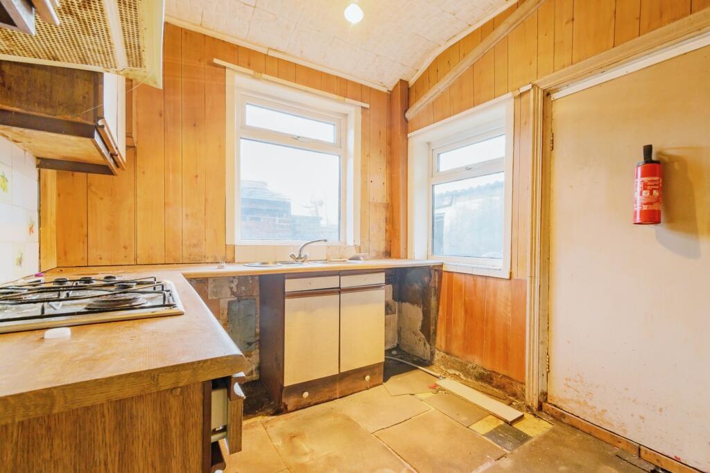 2 bed End of Terrace