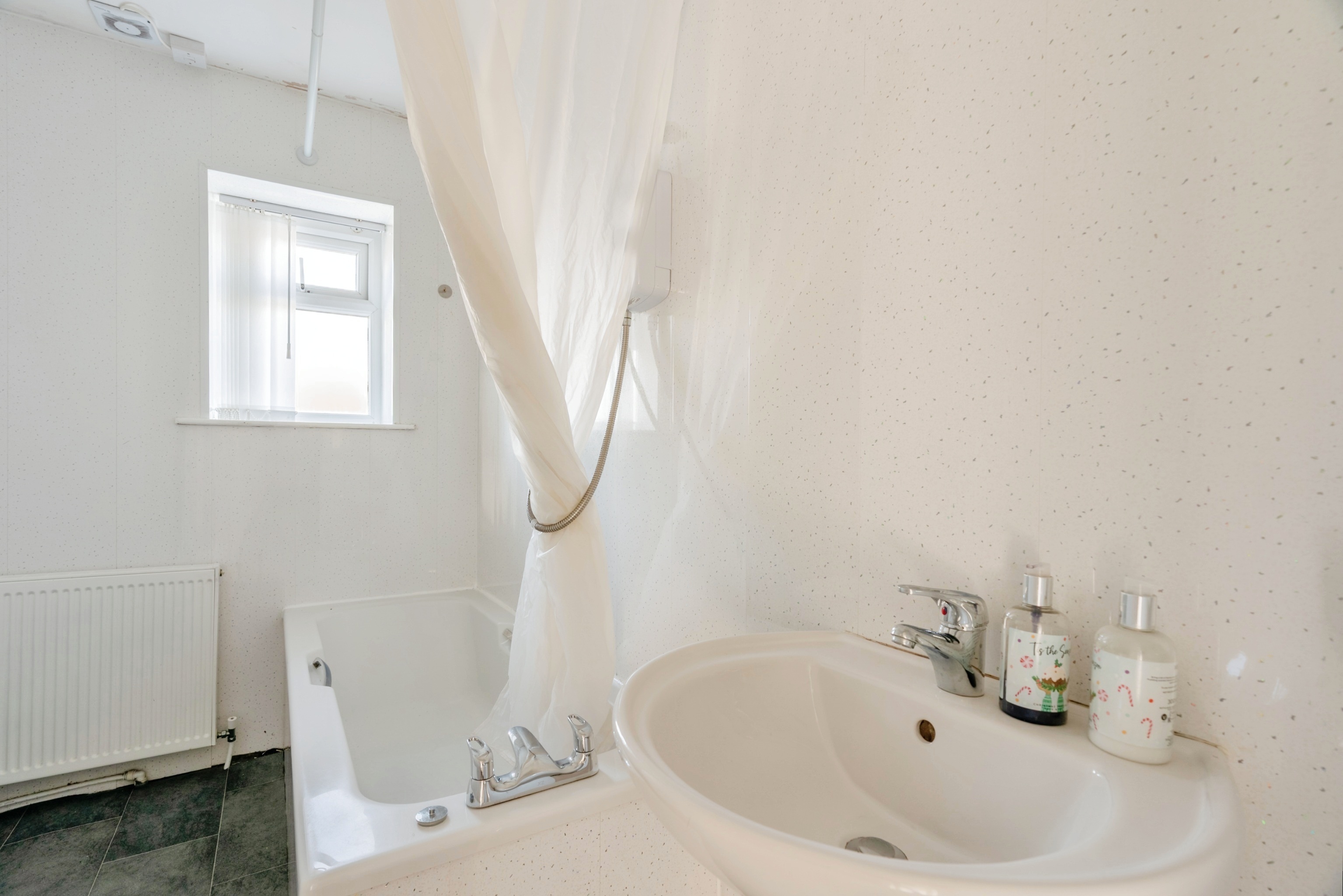 3 bed Terraced