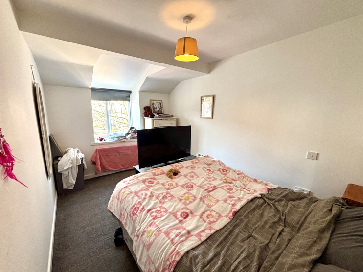2 bed Apartment