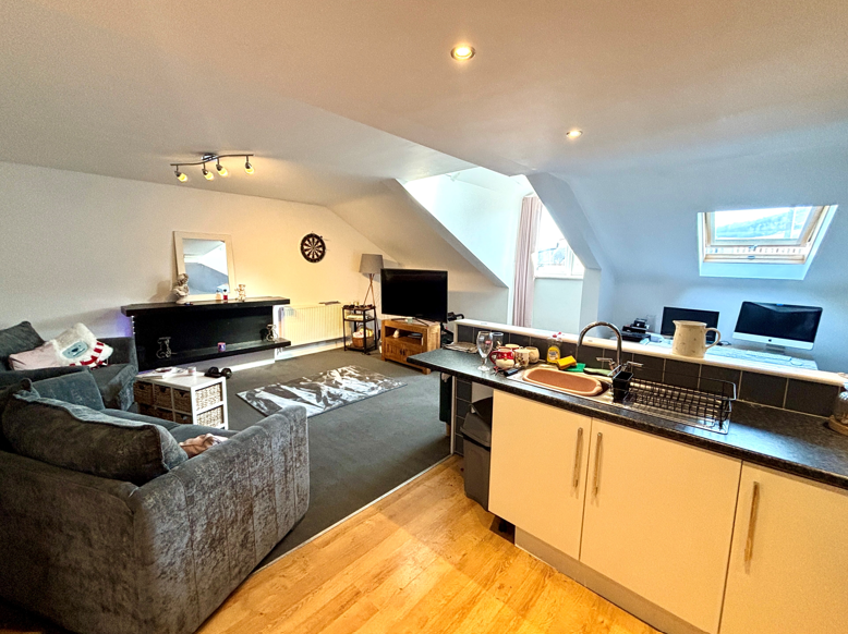2 bed Apartment