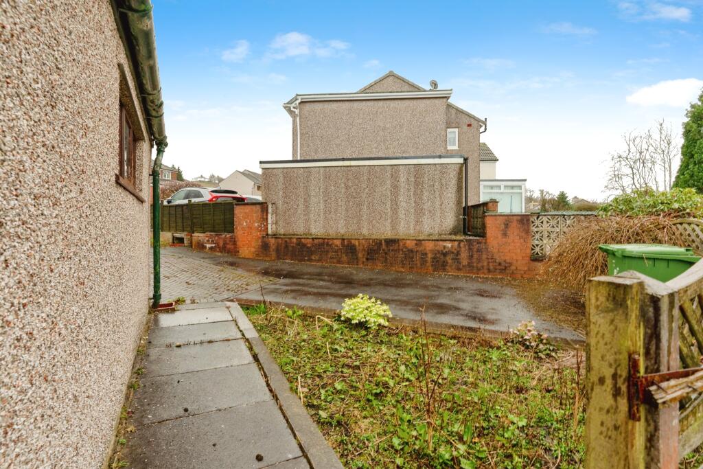 3 bed Semi-Detached