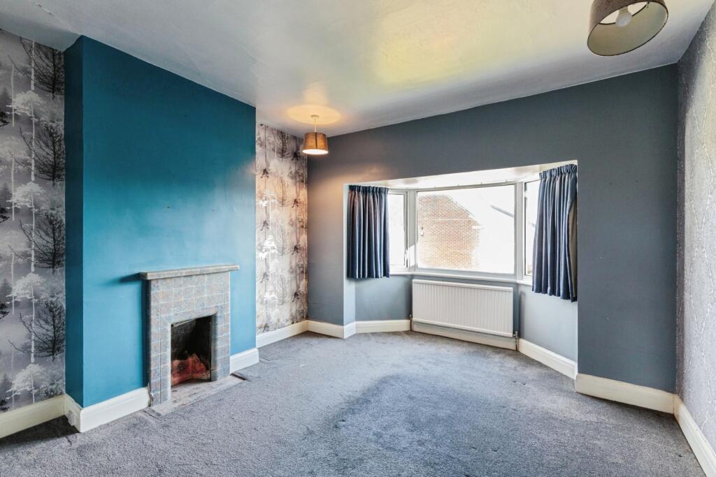 3 bed Semi-Detached