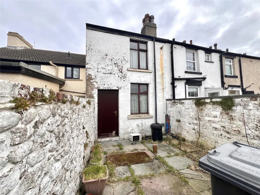2 bed Terraced