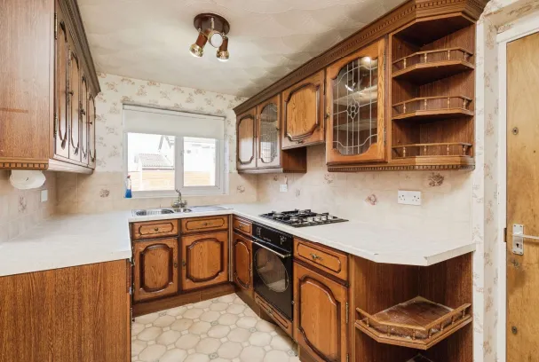 3 bed Semi-Detached