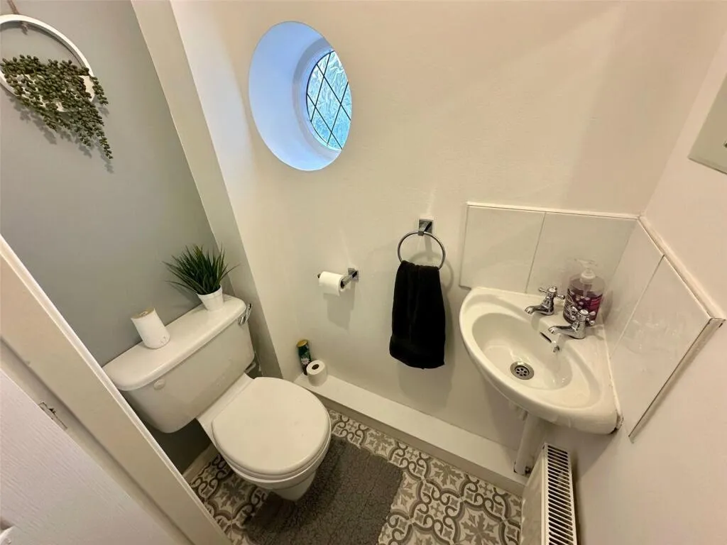 3 bed Semi-Detached