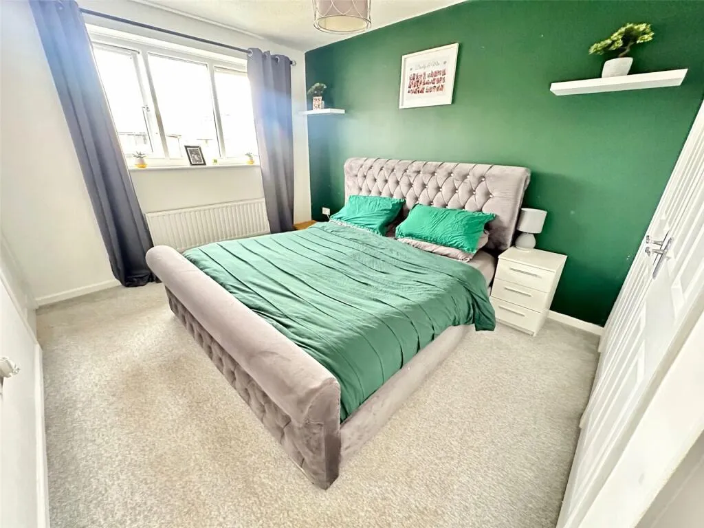3 bed Semi-Detached