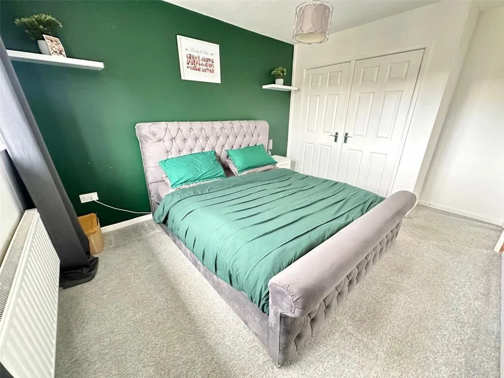 3 bed Semi-Detached