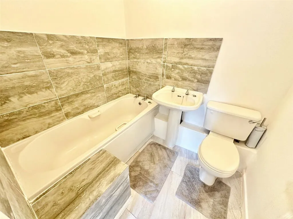 3 bed Semi-Detached