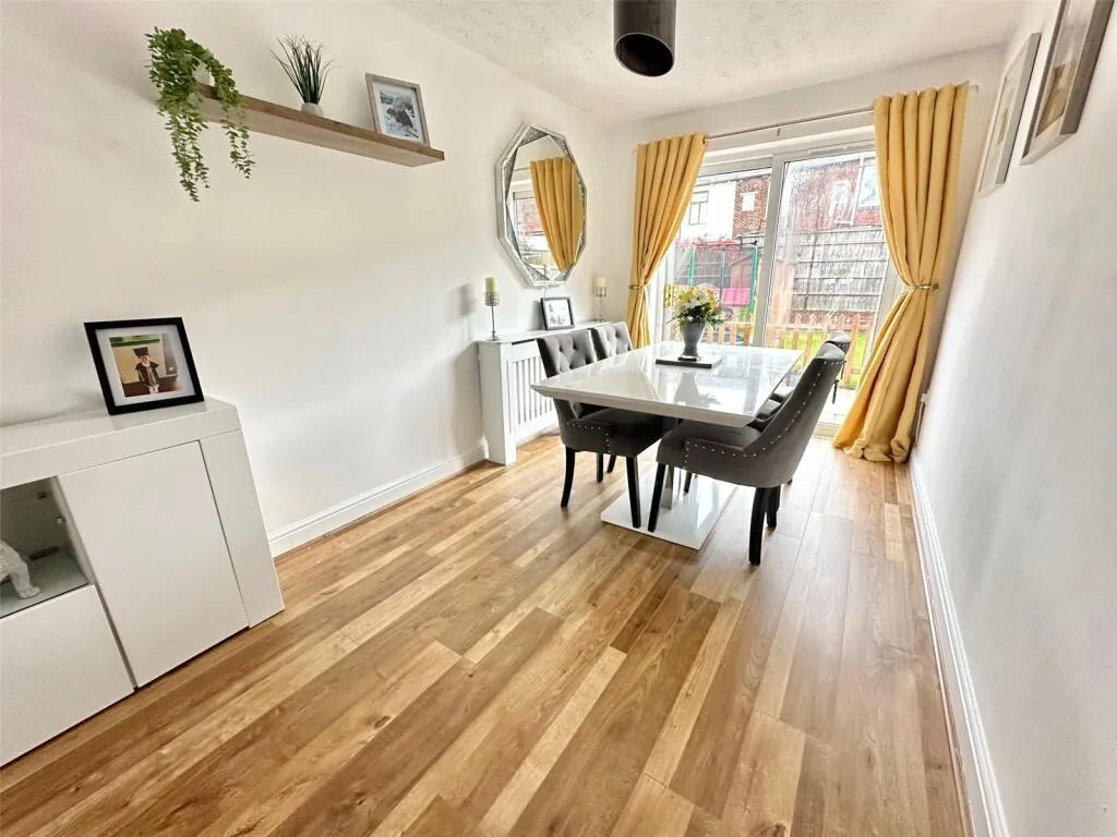 3 bed Semi-Detached