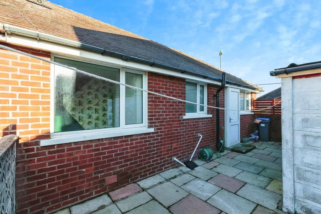 2 bed Bungalow