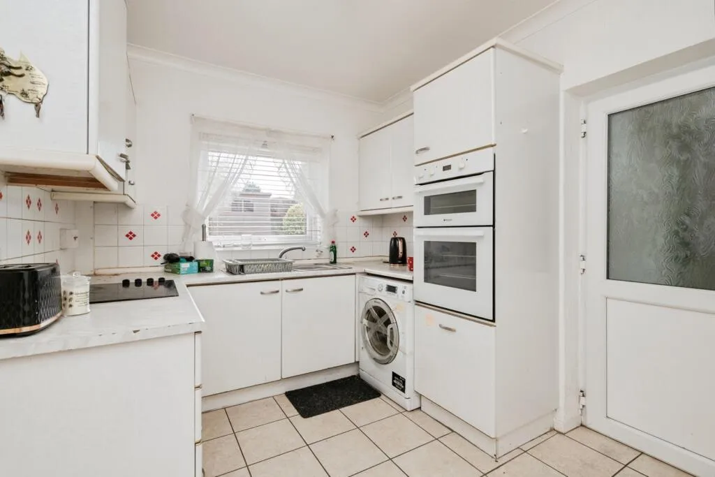 3 bed Semi-Detached