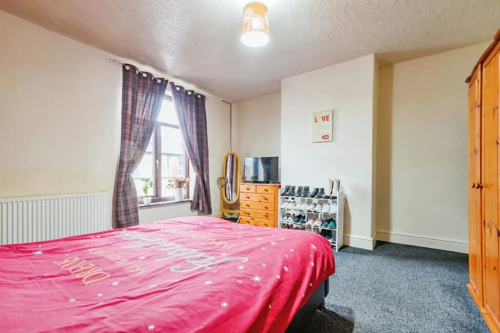 2 bed Terraced