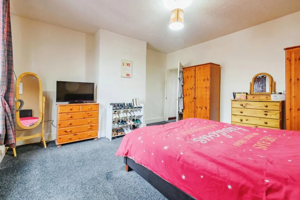 2 bed Terraced