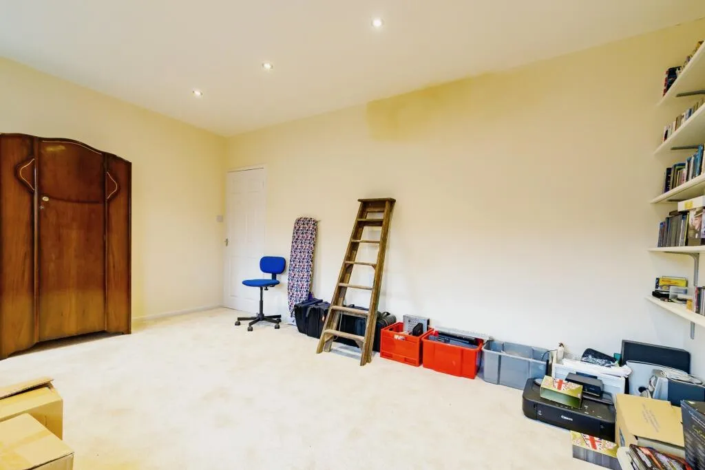 2 bed Terraced