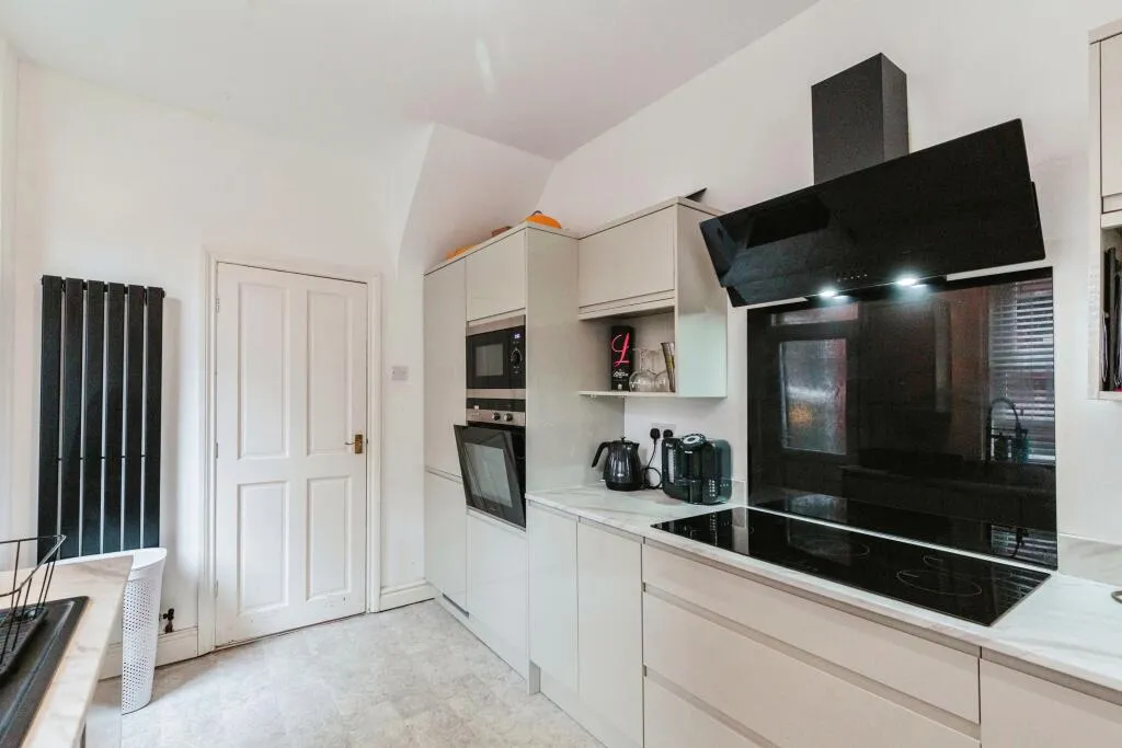 4 bed Terraced