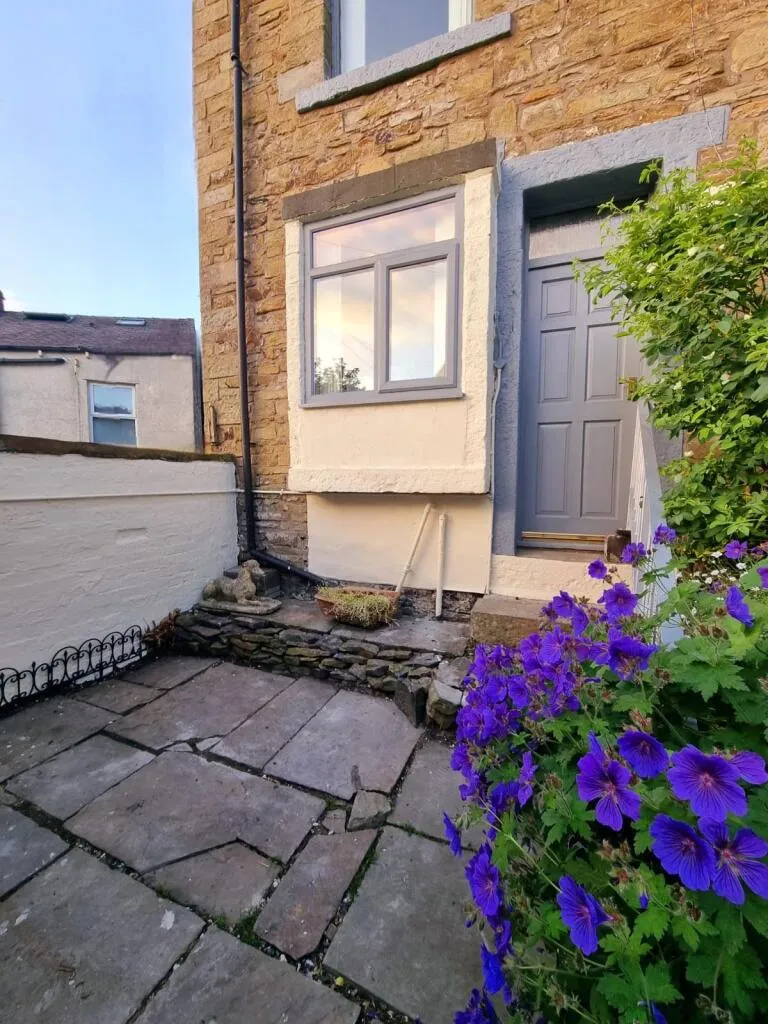 2 bed End of Terrace