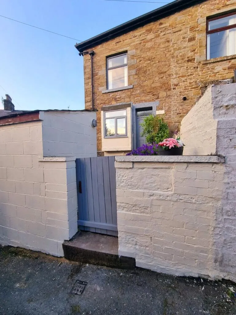 2 bed End of Terrace