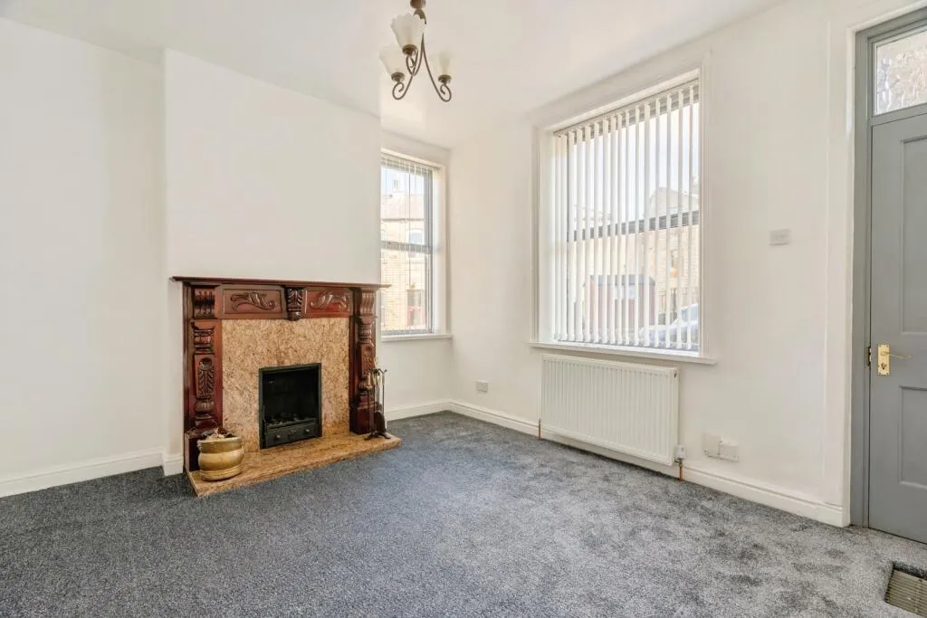 2 bed End of Terrace