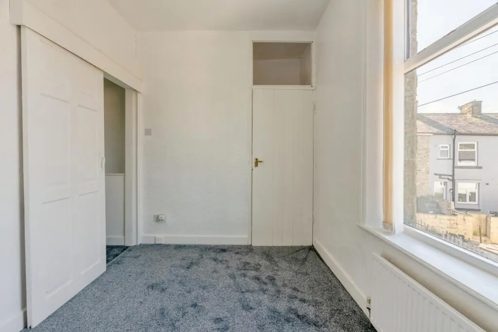 2 bed End of Terrace