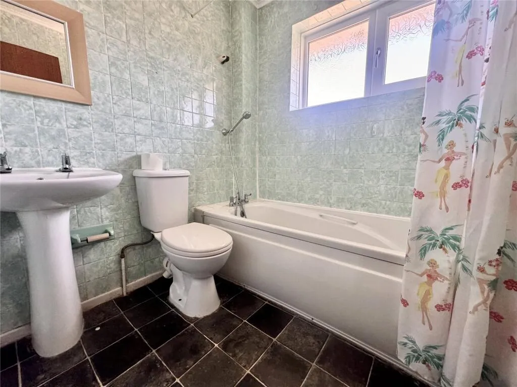 3 bed Semi-Detached