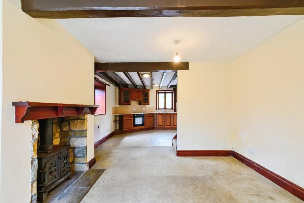 2 bed End of Terrace