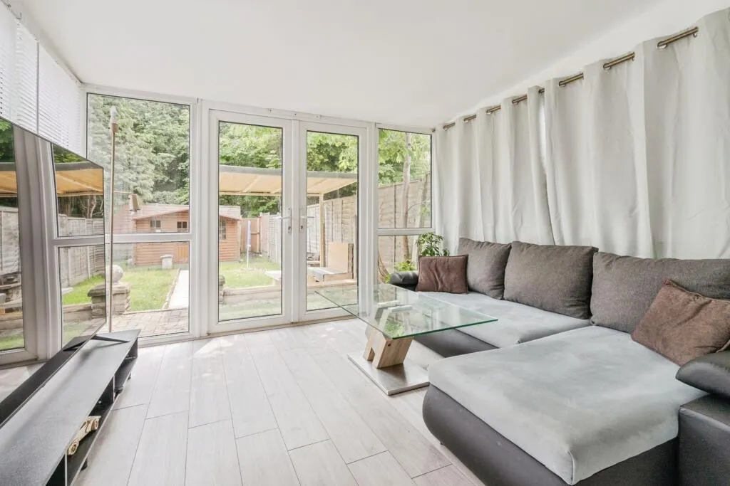 1 bed Semi-Detached
