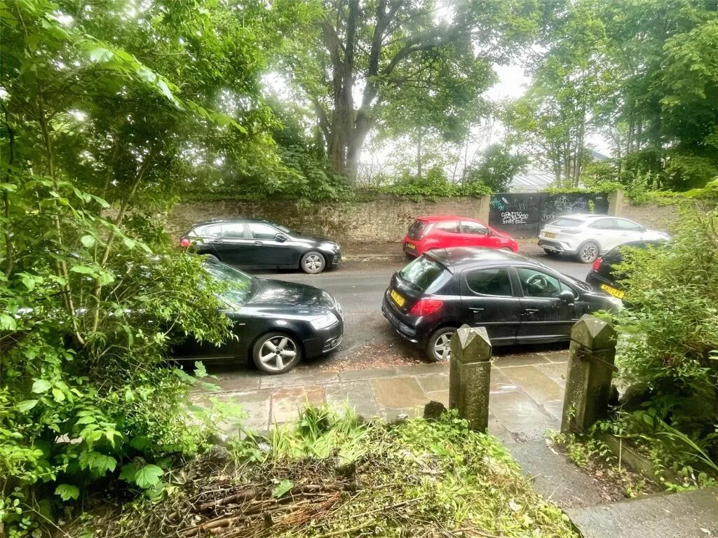 3 bed Terraced