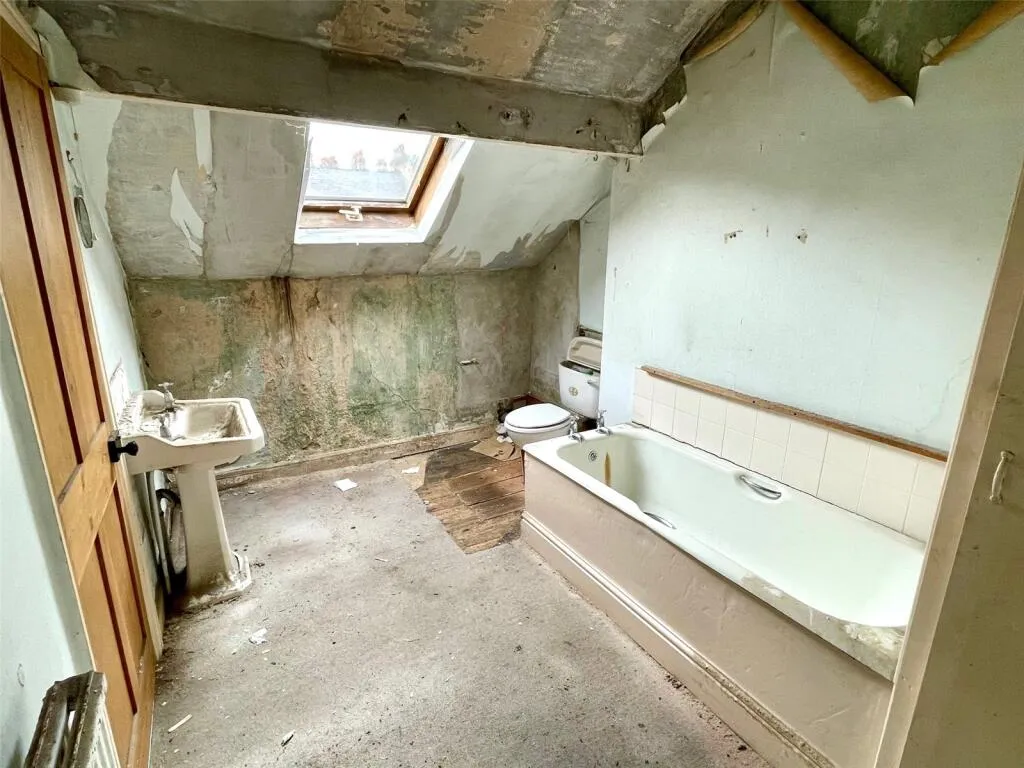 3 bed Terraced