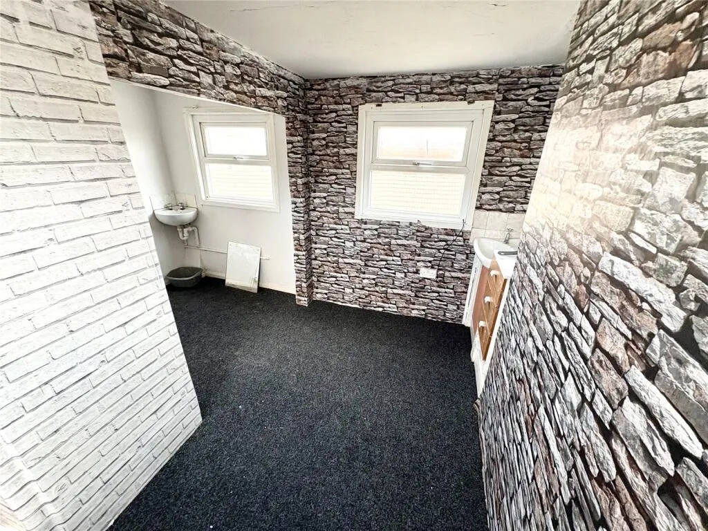 8 bed Guest House