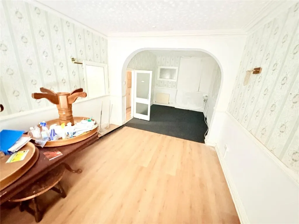8 bed Guest House