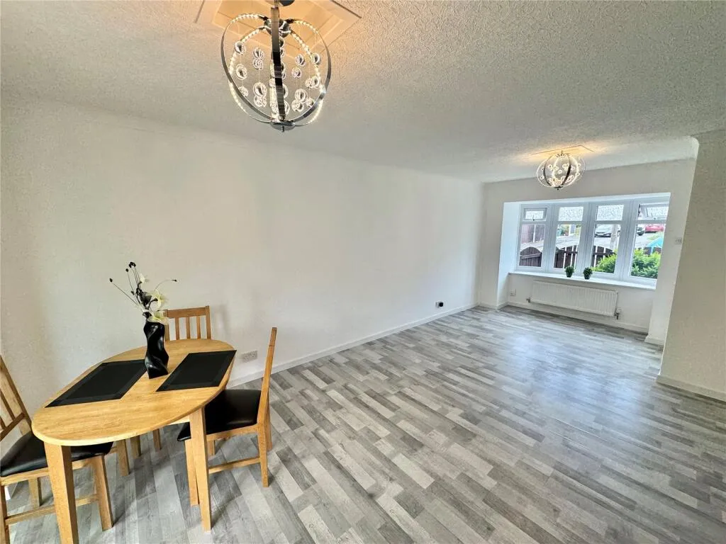 3 bed Terraced