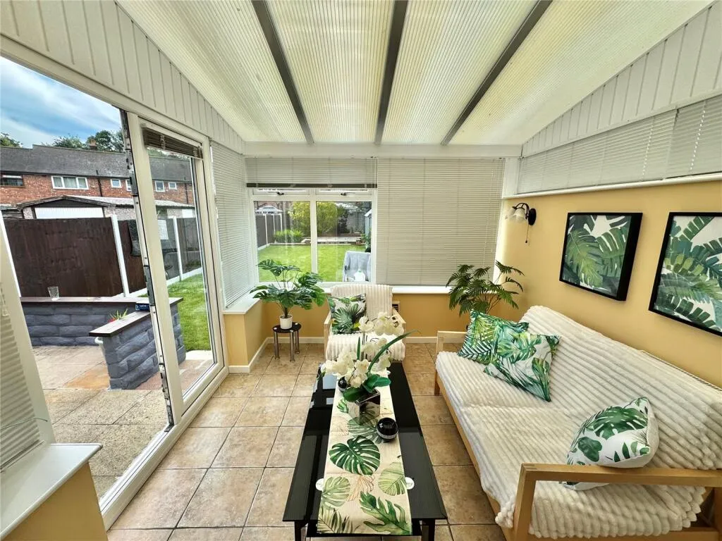 3 bed Terraced